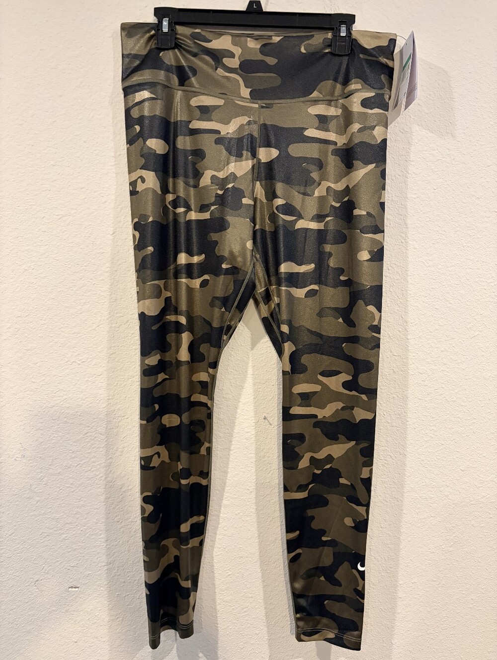 NEW NIKE DRI FIT Womens Classic High Waisted Camo Shine Yoga Leggings Size XL